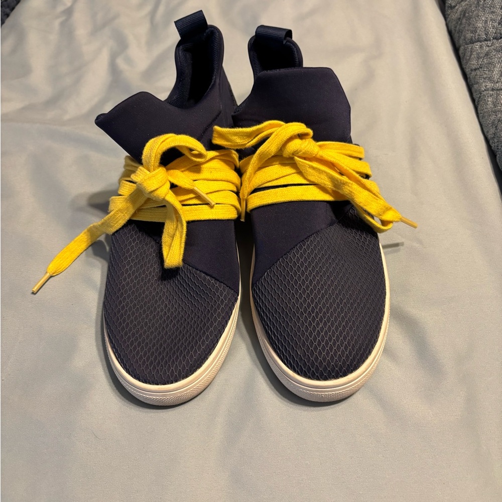 Steve Madden Lancer sneakers